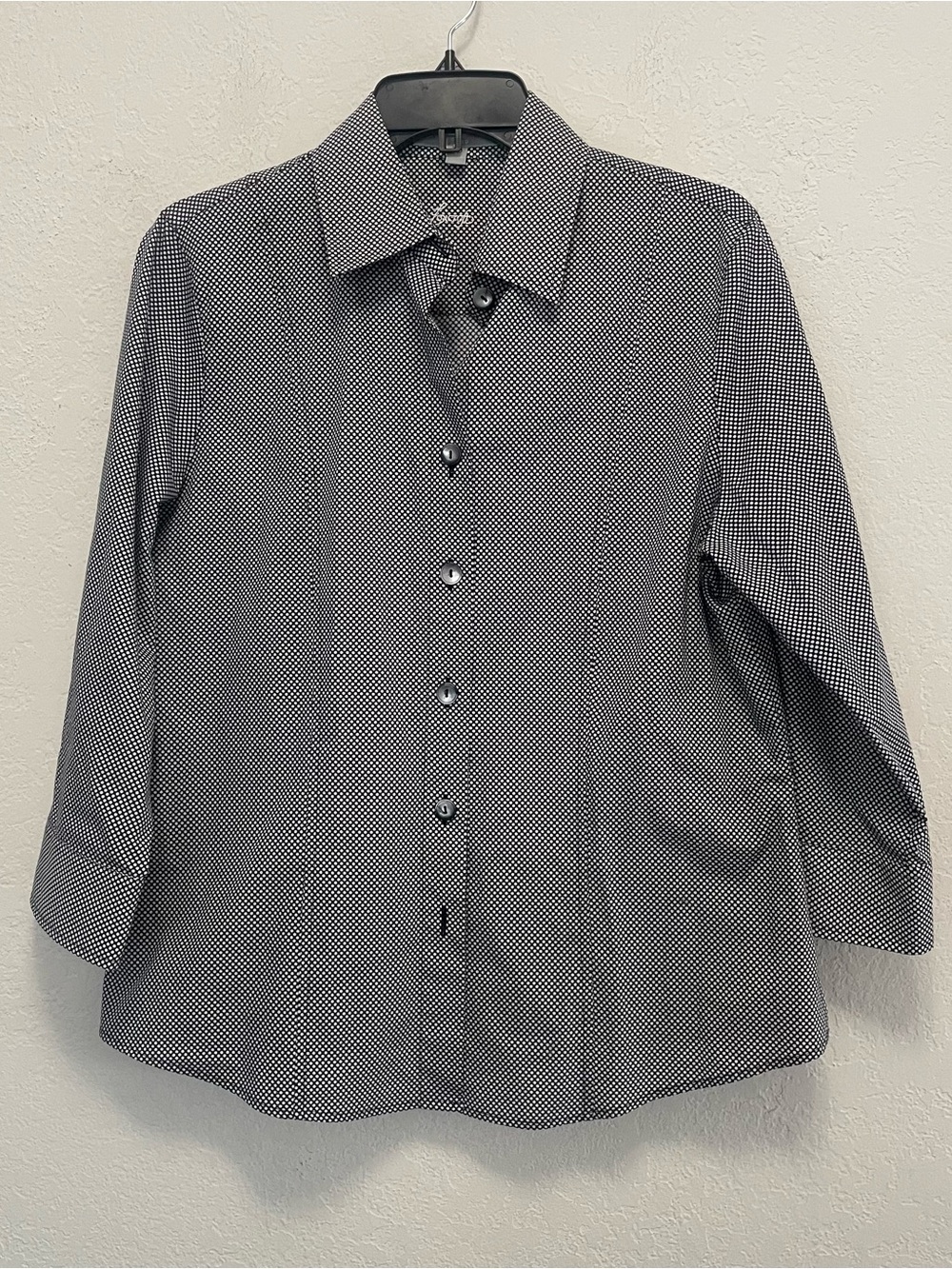 Foxcroft black white dotted wrinkle-free blouse classic collar button-front 12